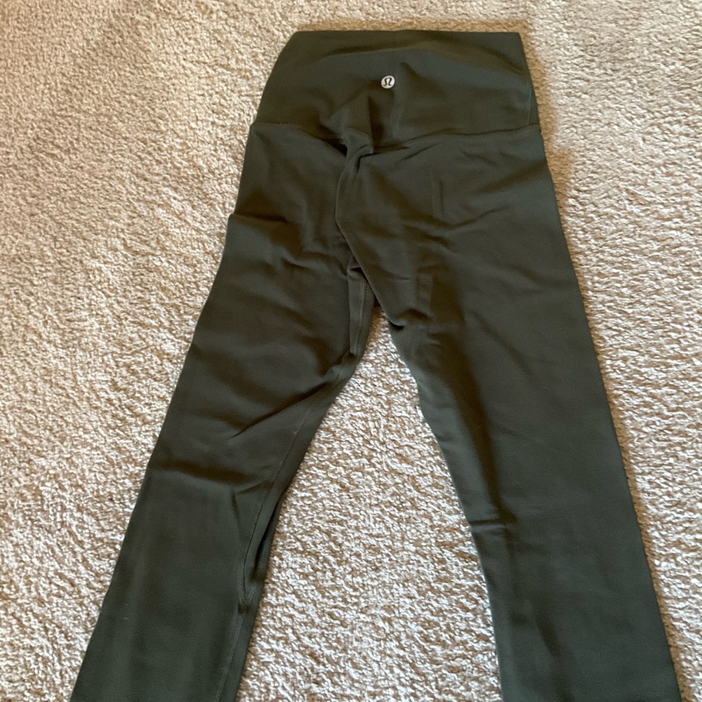 Green lululemon leggings